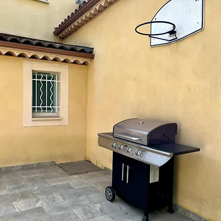 Avec Piscine Sur Villa *
